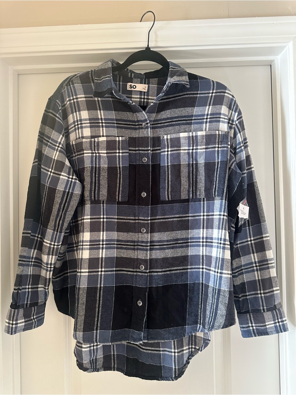 SO Women’s Navy and White Plaid Button-Down Shirt